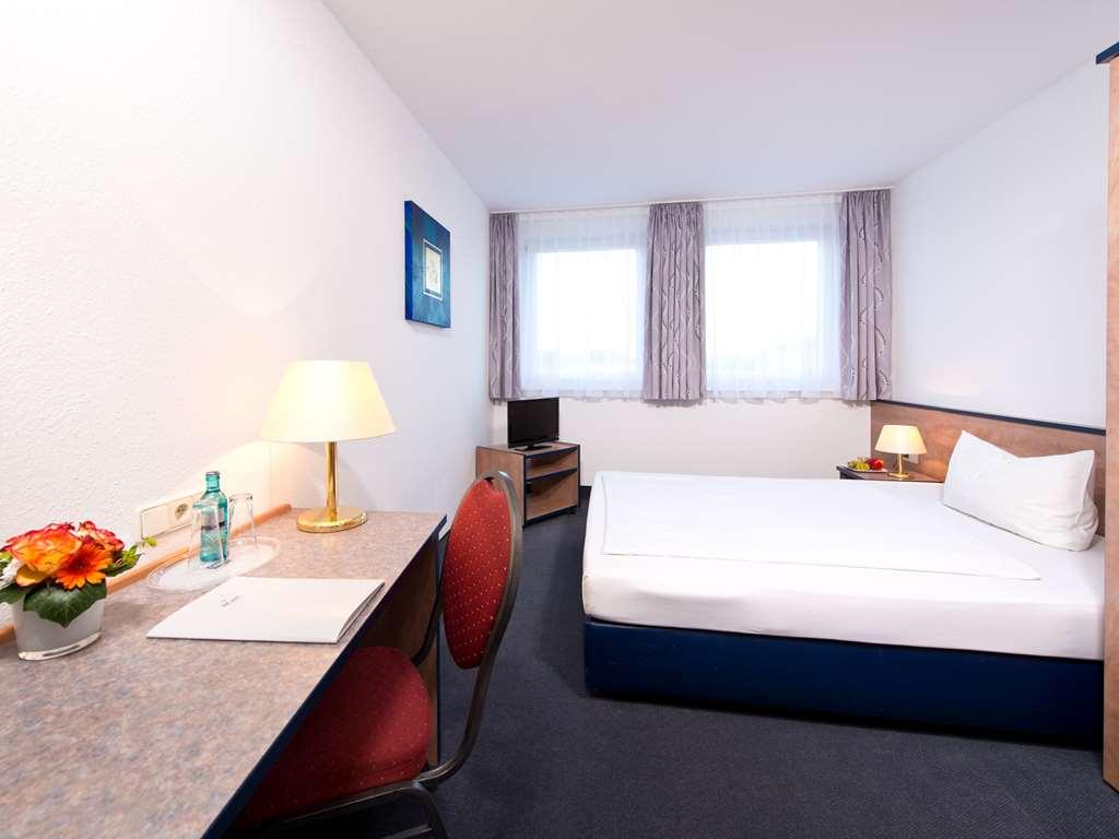 Achat Hotel Monheim Am Rhein Δωμάτιο φωτογραφία