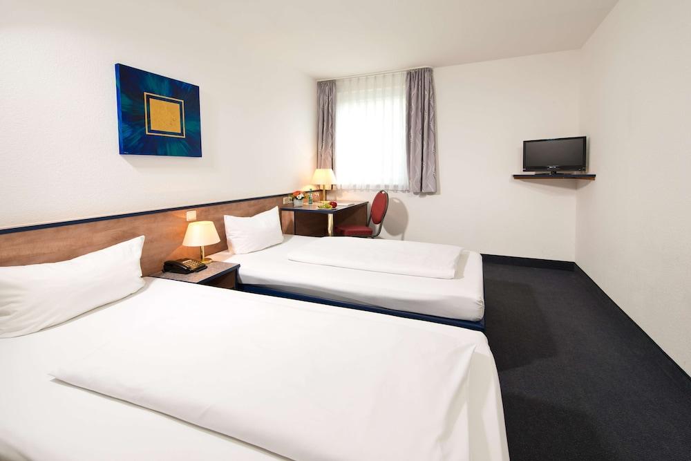 Achat Hotel Monheim Am Rhein Εξωτερικό φωτογραφία