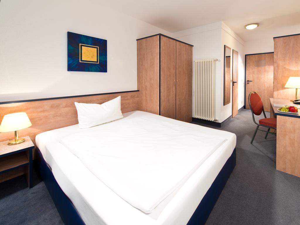 Achat Hotel Monheim Am Rhein Εξωτερικό φωτογραφία